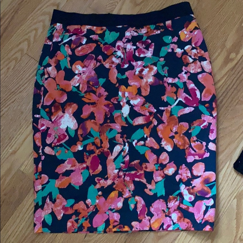 Floral pencil skirt